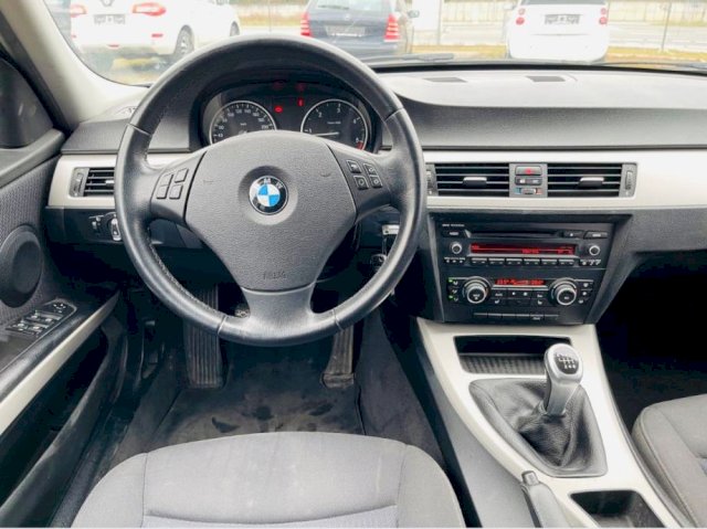BMW serija 3 Touring 316d reg. god. DANA!!