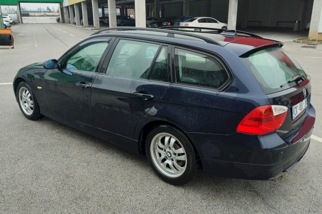 BMW serija 3 Touring 320 d top stanje
