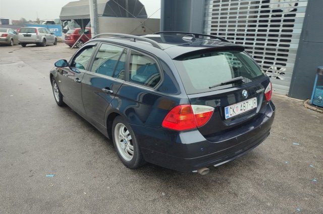 BMW serija 3 Touring 320 d top stanje