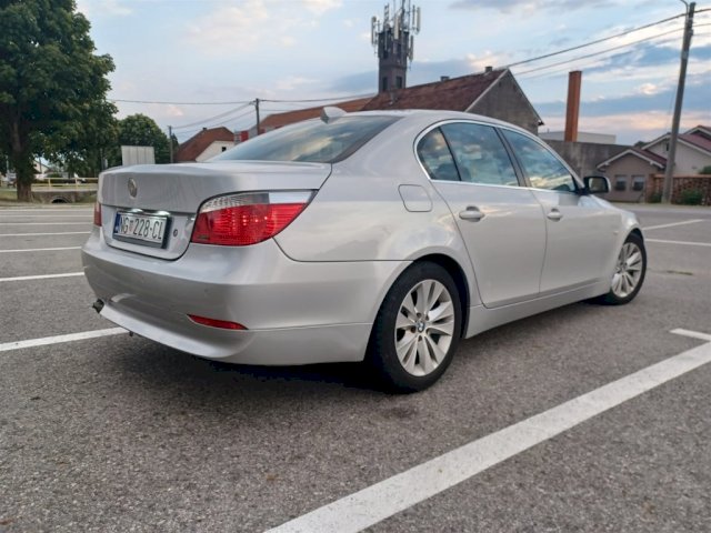 BMW serija 5 2.5