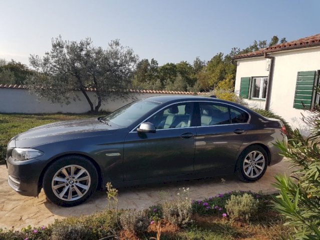 BMW serija 5 520d ZAMJENA ZA JEFTINIJI UZ NADOPLA