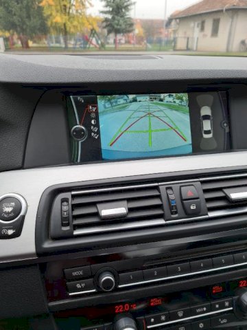 BMW serija 5 520d velika navigacija, xenon, koza 