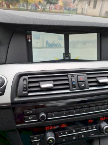 BMW serija 5 520d velika navigacija, xenon, koza 
