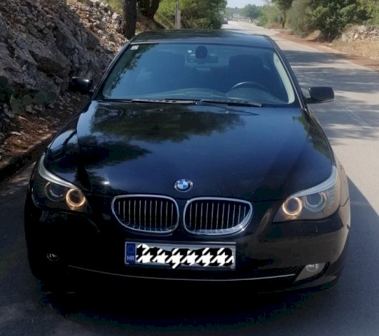 BMW serija 5 523i automatik