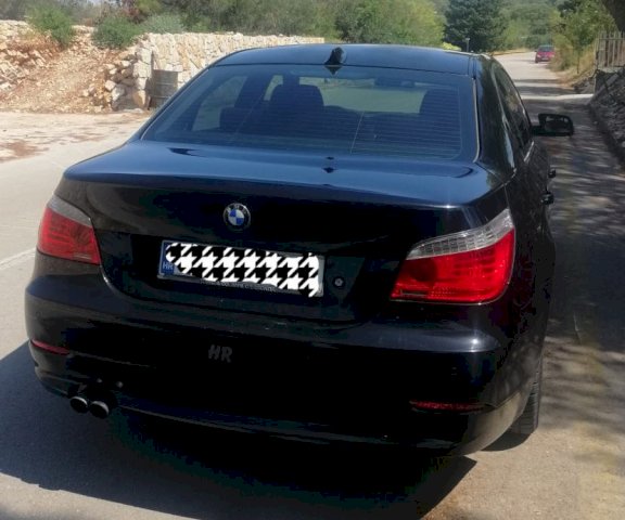 BMW serija 5 523i automatik