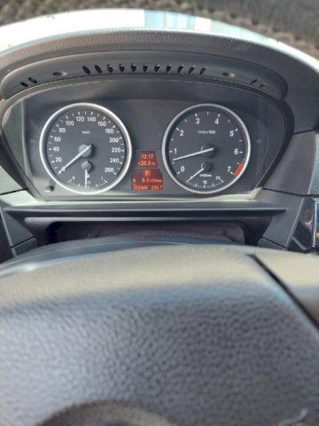 BMW serija 5 523i automatik