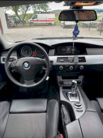 BMW serija 5 525d