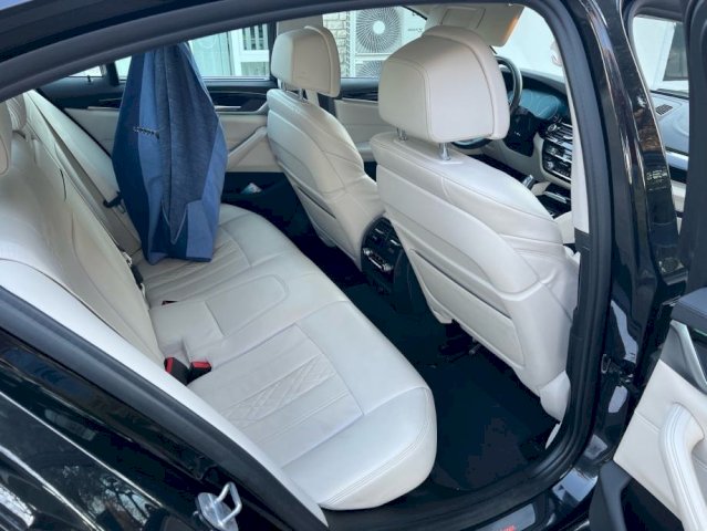 BMW serija 5 530d XD Luxury line