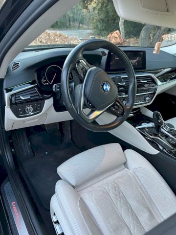 BMW serija 5 530d XD Luxury line