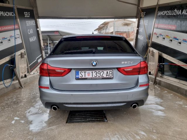 BMW serija 5 Touring/Karavan 520d
