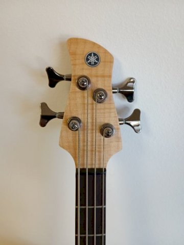 Bass gitara Yamaha TRBX 604 FM NS
