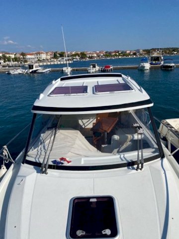 Benetau Antares 8.80