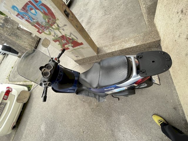 Beverly 250
