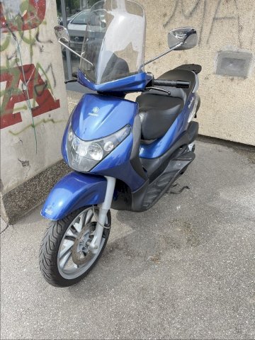 Beverly 250