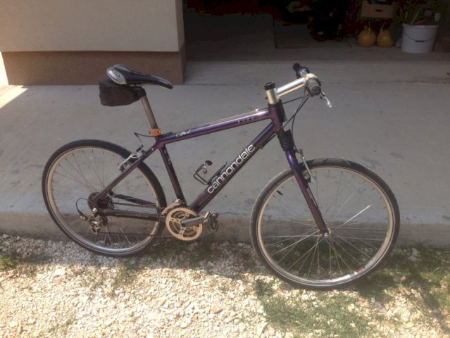 Cannondale F700