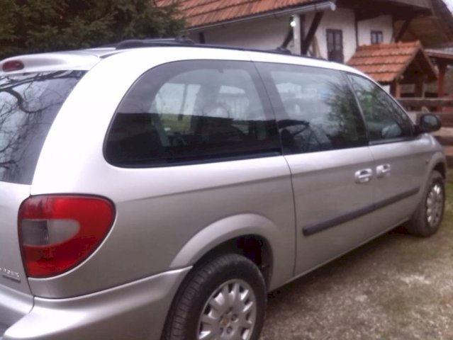 Chrysler Grand Voyager 2,8 CRD LX automatik