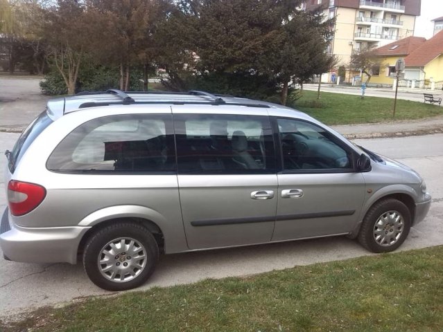 Chrysler Grand Voyager 2,8 CRD LX automatik