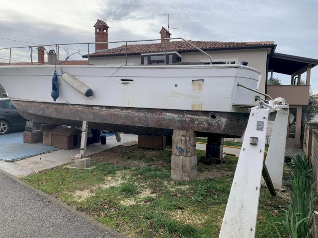 Cris Craft 31 commander