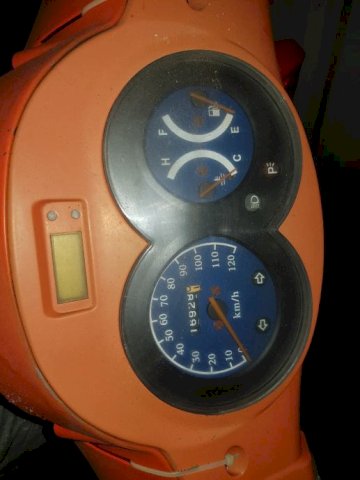 E-Charm 150 ispravan i kompletan skuter / zamjena