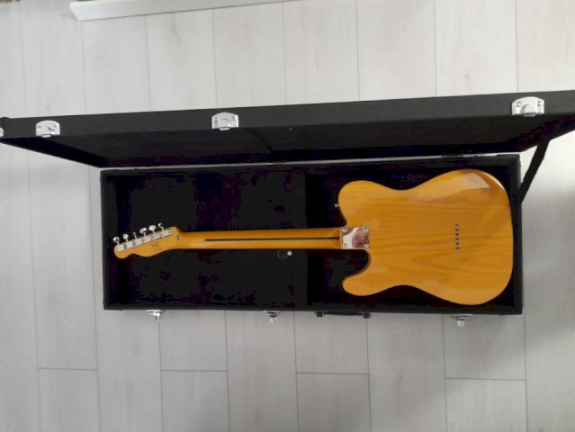 Fender Squier Telecaster Classic Vibe 50's + Kofe