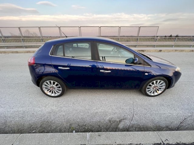Fiat Bravo 2007 1.9 jtd 8V FULL OPREMA