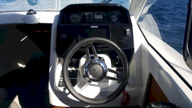 Fisherman, Merry Fisher, N1, R1