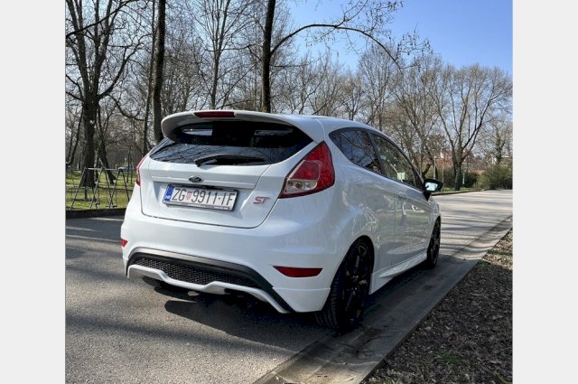 Ford Fiesta ST (Tuned) Reg. God. Dana
