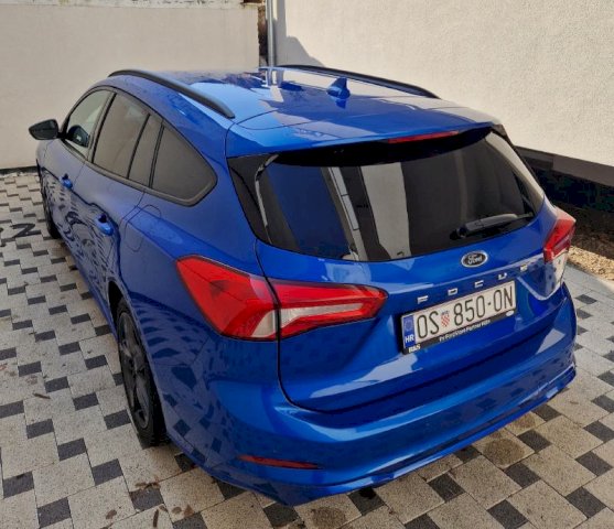 Ford Focus,1,5 TDCi automatik, ST Line, Full LED,