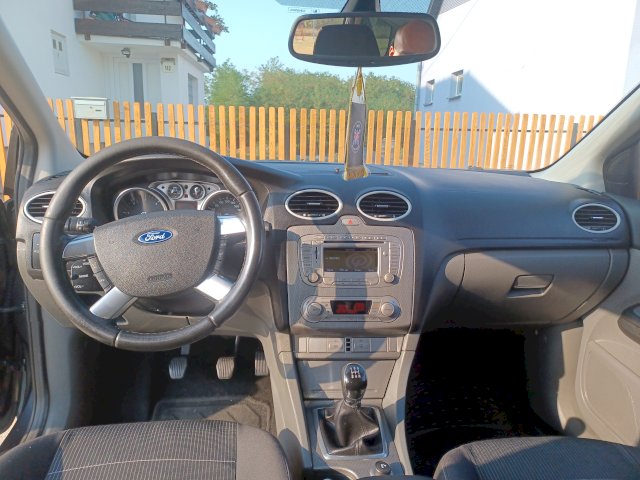 Ford Focus mk2 1.6tdci Titanium