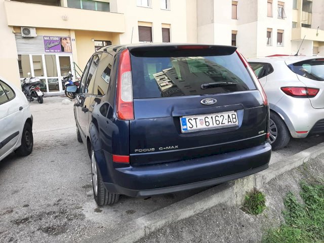 Ford c-max 1,6 tdci 80 kw reg 3/24 odlican
