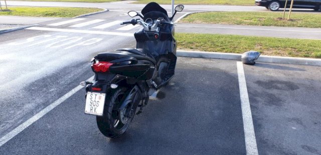 Gilera GP800 800 cm3, 2008 god.