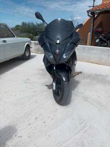 Gillera Nexus 250