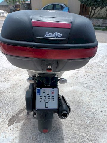 Gillera Nexus 250