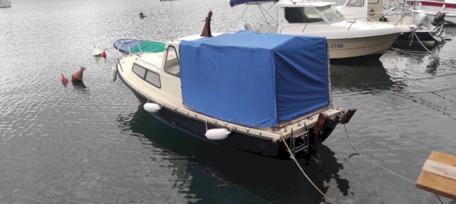 Gradac 5.80, sa dodatnom opremom, pomoćni motor