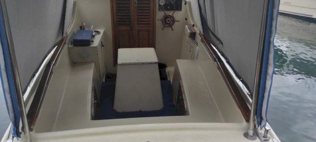 Gradac 5.80, sa dodatnom opremom, pomoćni motor