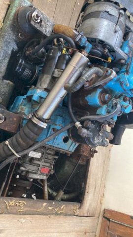 Gradac 5.80, sa dodatnom opremom, pomoćni motor