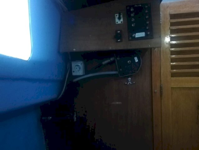 Gradac 5.80, sa dodatnom opremom, pomoćni motor