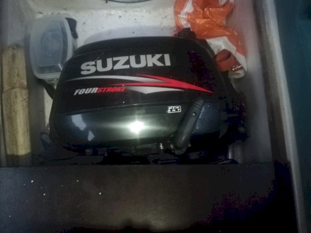 Gradac 5.80, sa dodatnom opremom, pomoćni motor