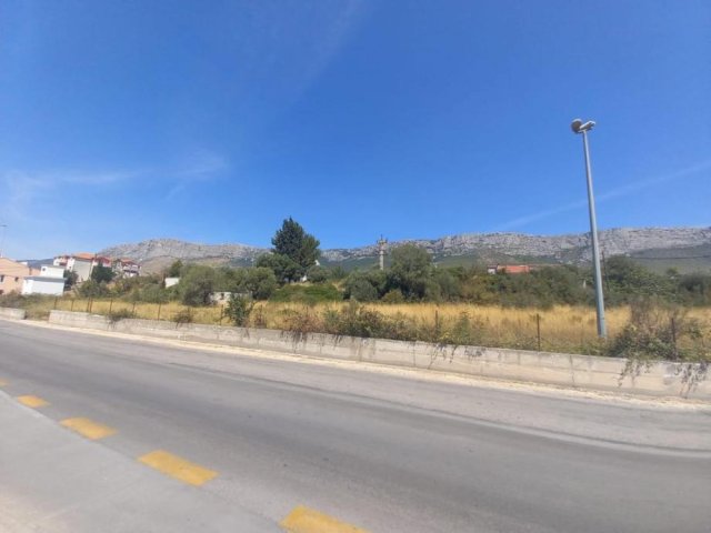 Građevinsko zemljište, Kaštel Sućurac, 2422 m