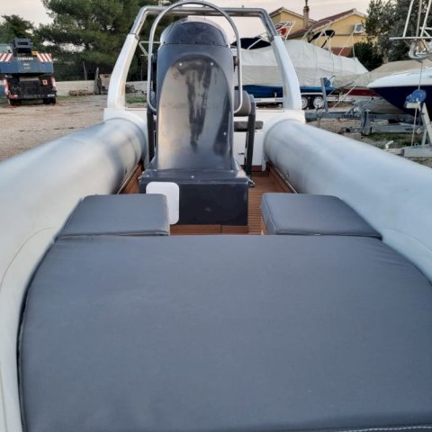Gumenjak arimar sea pioneer 650*mercury 200 hp