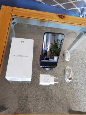 HUAWEI p40 lite