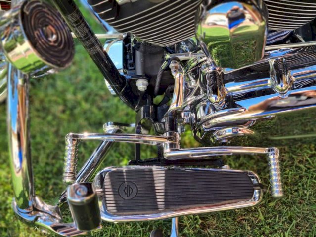 Harley Davidson Deluxe 1584 cm3, 2011 god.