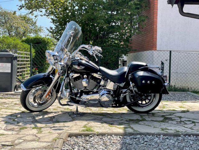 Harley Davidson Softail Deluxe