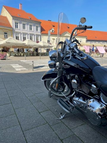 Harley Davidson Softail Deluxe