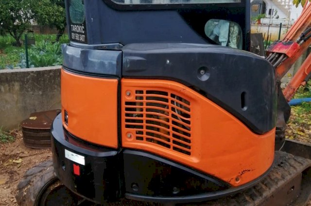 Hitachi zaxis27U-2 i pikamer atlas copco