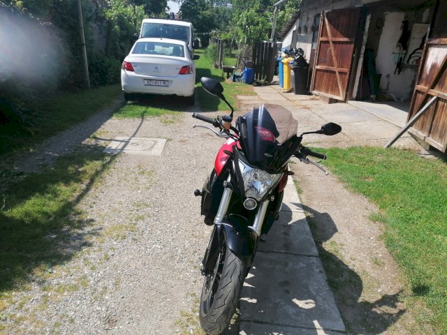 Honda CB1000R