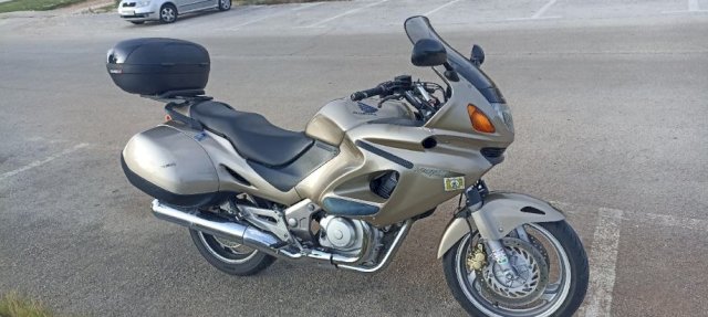 Honda Deauville NT 650, 2004 god.