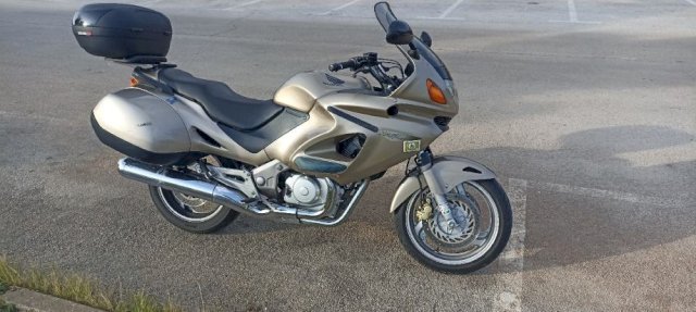 Honda Deauville NT 650, 2004 god.