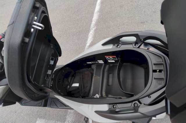 Honda Forza 350 2022g.