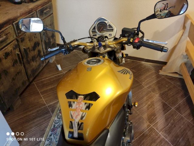 Honda Hornet 599 cm3, 2007 god.
